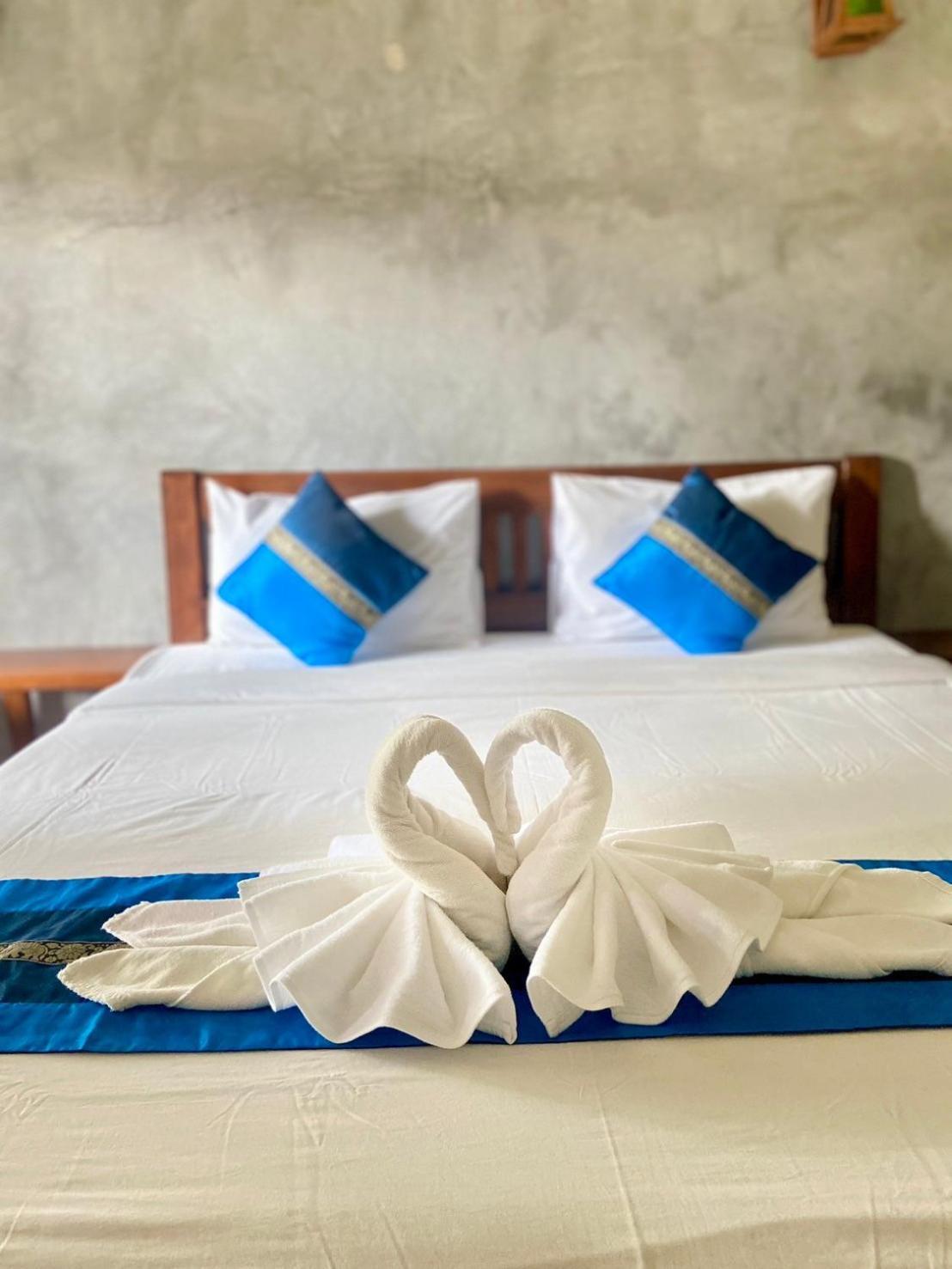 Home Inn Pai Garden Екстериор снимка