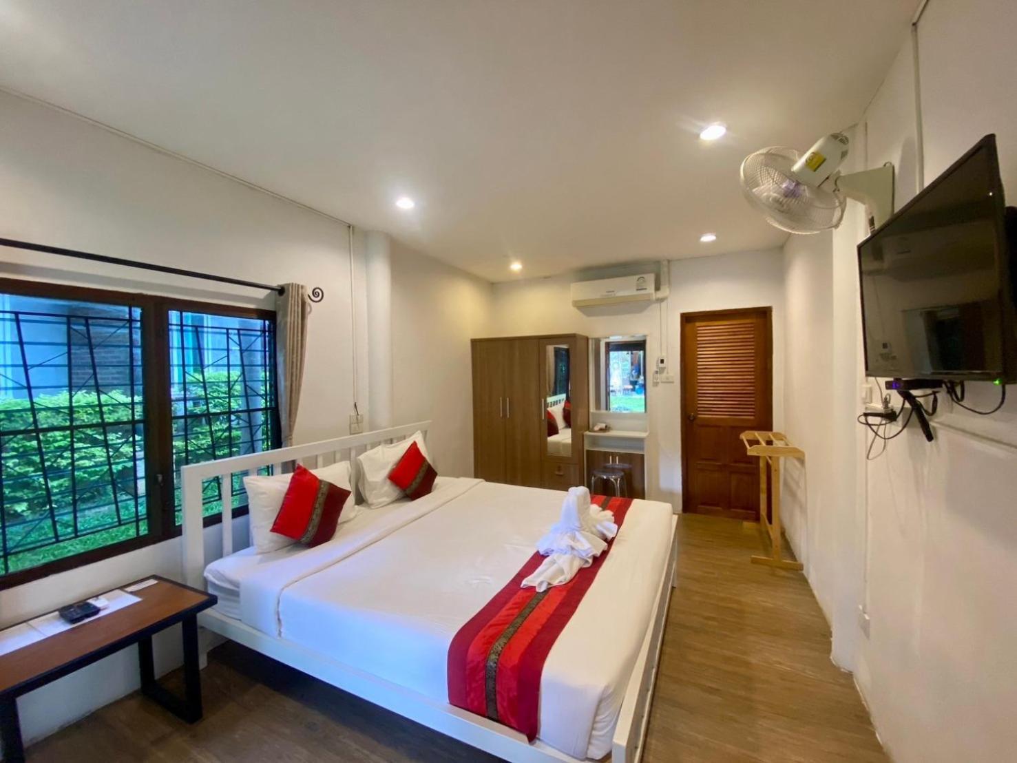 Home Inn Pai Garden Екстериор снимка